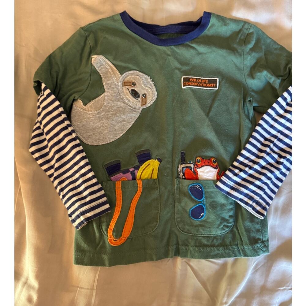 Mini Boden Green sloth applique Shirt size 3-4